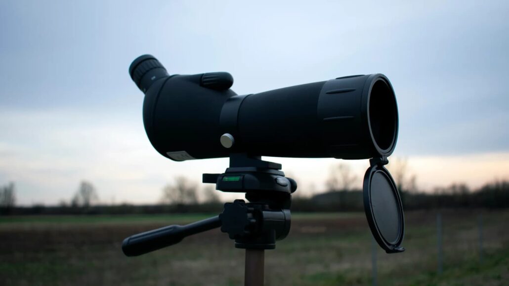 The scope stands in the field